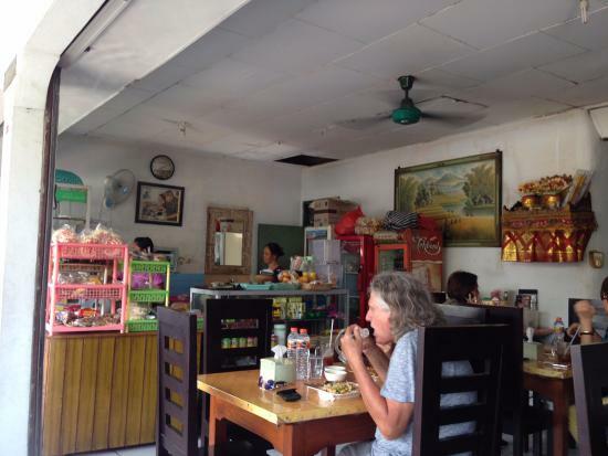 Warung Adi
