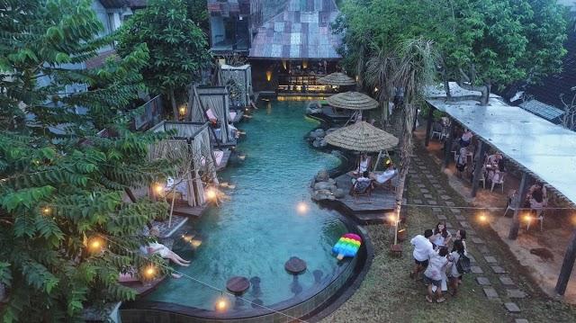 Folk Pool & Gardens