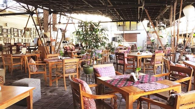 Kafe Kayuapi Bakery