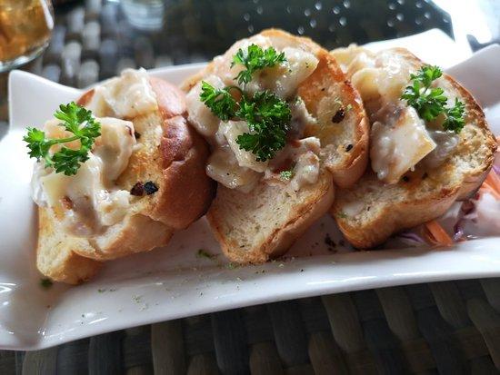 Lemongrass Bar & Restaurant