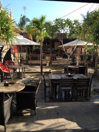 The Sampan Restaurant & Coffee Shop