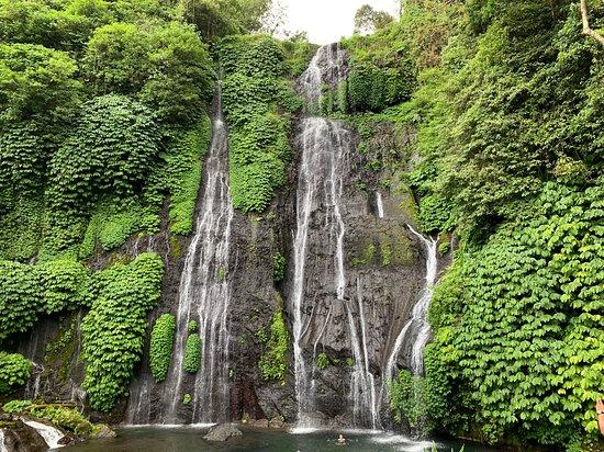 Banyumala Twin Waterfalls