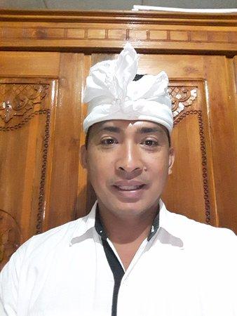 Putu Bali Tour Guide
