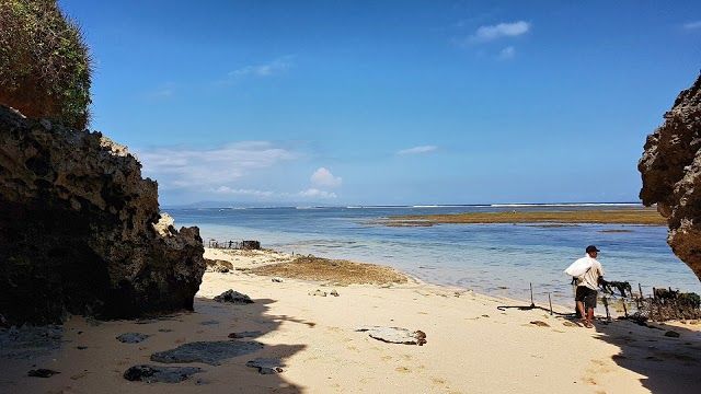 Gegar Beach