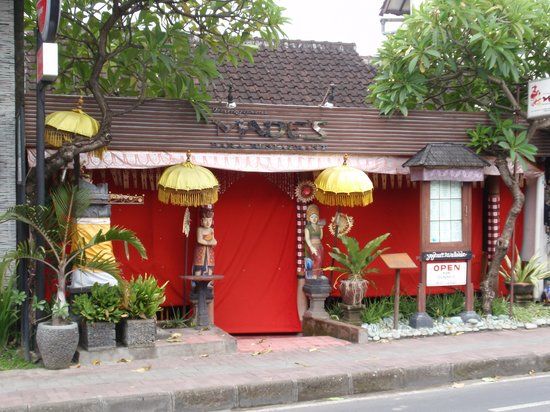 Made's Bar & Restaurant