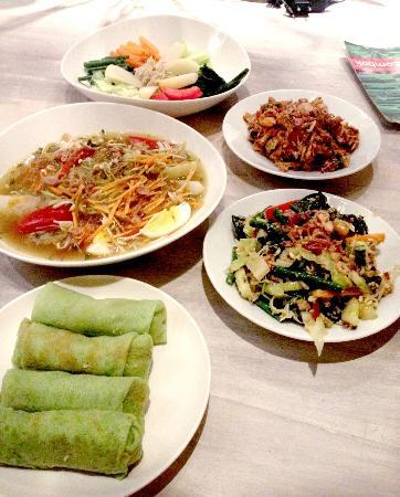 Wayan Suriani